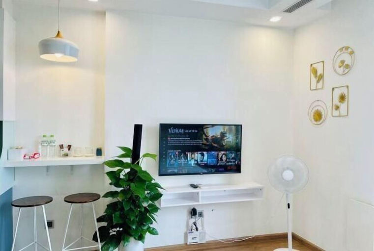 Interior 5, Studio Green Bay 17 Lake view near My Dinh stadium, Từ Liêm
