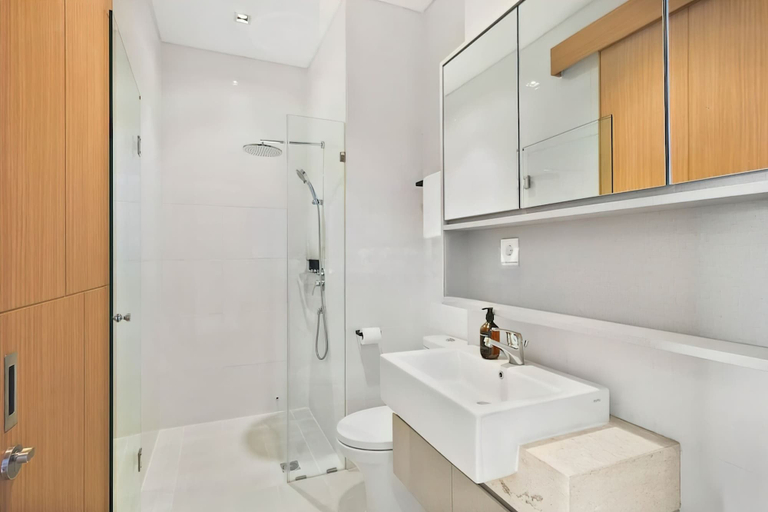Bathroom 4, Samara Suites by Emily in Jakarta, Jakarta Selatan