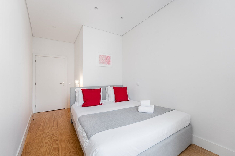 Room 5, Guestready - RNB Apartments, Porto