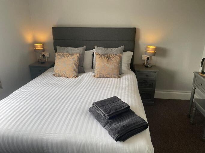 Bedroom 5, The Nags Head, York