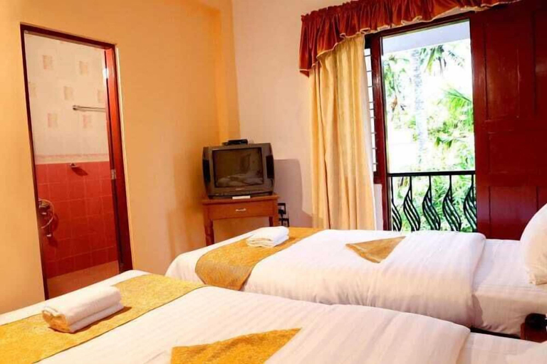 Room 5, Fort beach Residency, Ernakulam