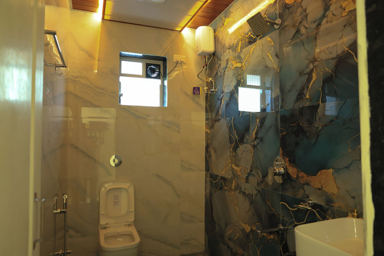 Bathroom 3, Prasanna Beach Resort, Raigarh