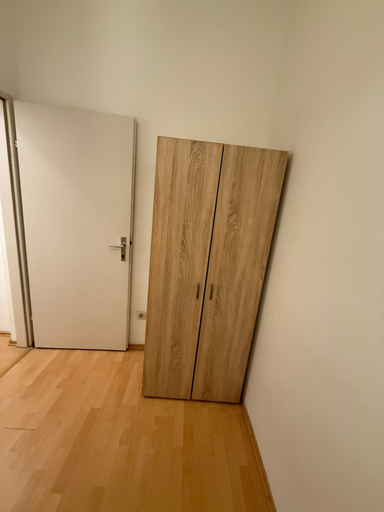 Room 5, 2BR Plus LR Apartment Sleeps 6 Central, Wien
