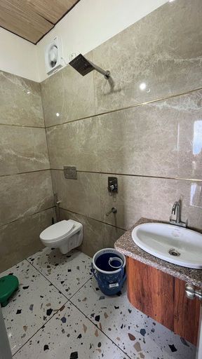 Bathroom 3, Msk hotel & restsaurant, Tehri Garhwal