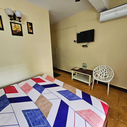 Room 2, Prabhukrupa Tourist Farm, Raigarh