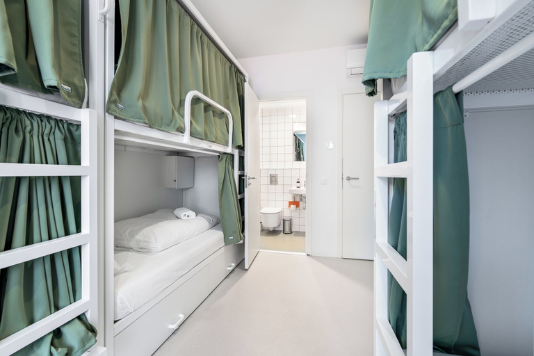 Room 4, Boavista 83 Hostel Lisbon, Lisbon