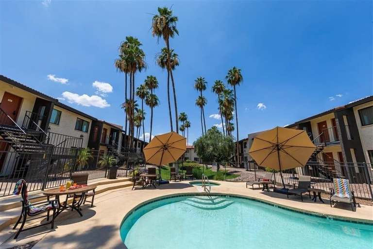 Pool, 132 Fully Furnished, amenities galore! by RedAwning, Maricopa