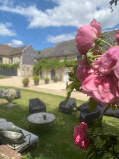 Front of property 3, La ferme de Valeuse, Oise