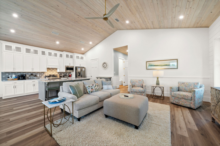 Living room 4, Luxury 4BR | Across street from beach | New Hot Tub!, Baldwin