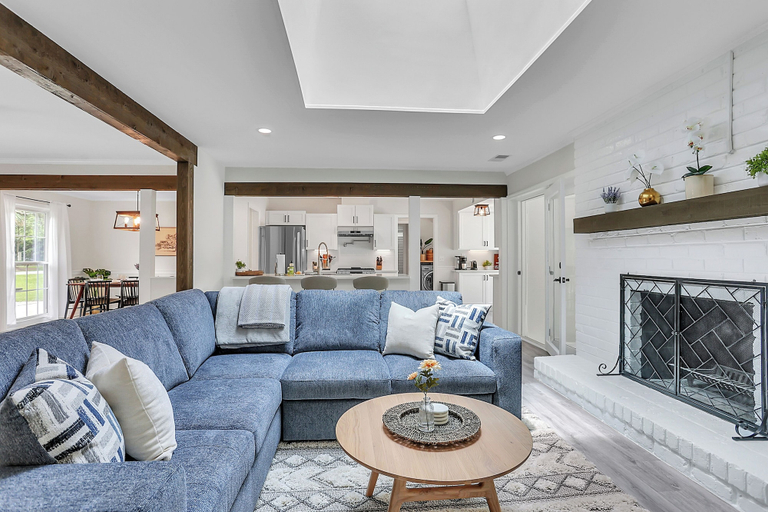 Living area 4, Coastal Pool Retreat Near Beach, Chatham