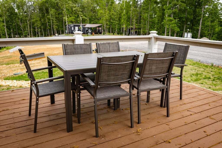 Outdoor dining 2, Salt & Pepper, Stewart