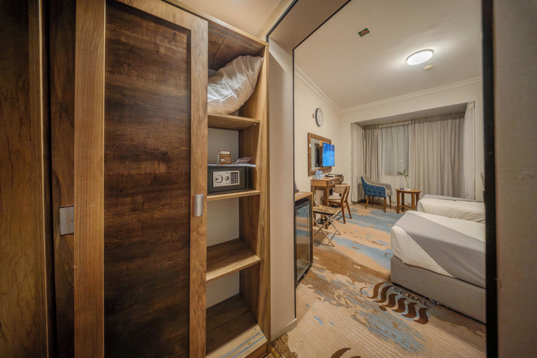 Bedroom 3, sebal almasi hotel, Al Madinah Al Munawwarah