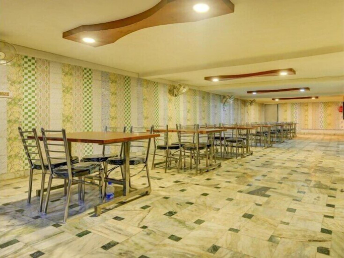 Food & Drinks, Hotel Shri Laxmi Palace, Kanpur Nagar