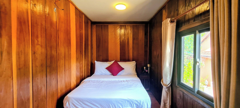 Room 4, Sun&Roots Lodge Restaurant and Bar, Kampot