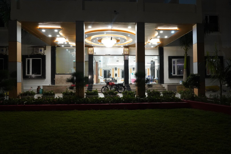 Front of property 4, Viraj International Hotel, Varanasi