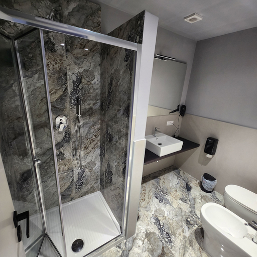 Bathroom 3, Mia Suites Angioino, Napoli