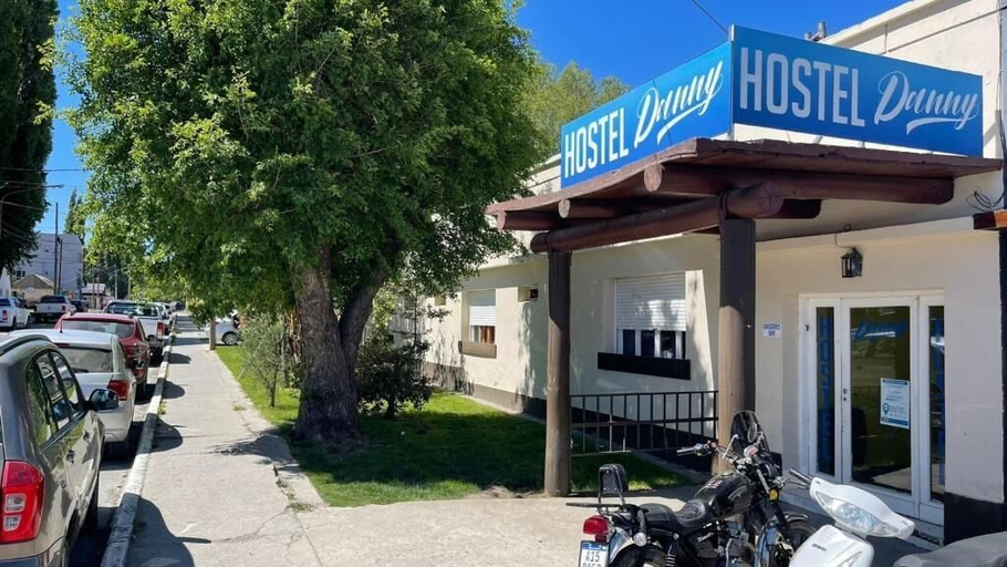 Exterior & Views 2, Hostel Danny, Lago Argentino