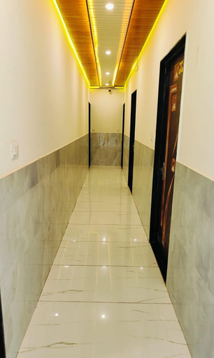 Lobby 3, Ram Basant Hotel & Resturant, Sikar