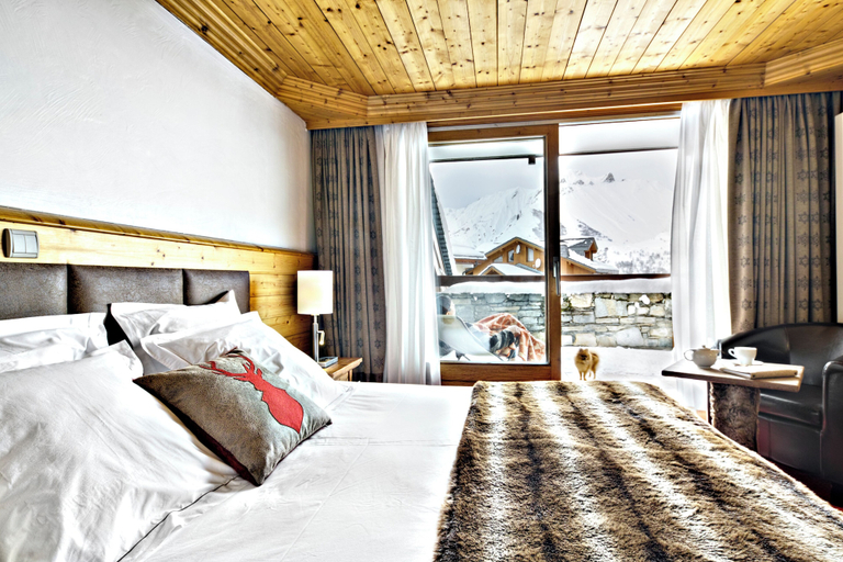 Bedroom 2, Hôtel Saint Martin, Savoie