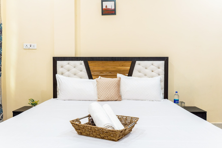 Room 2, Usha Residency, Varanasi