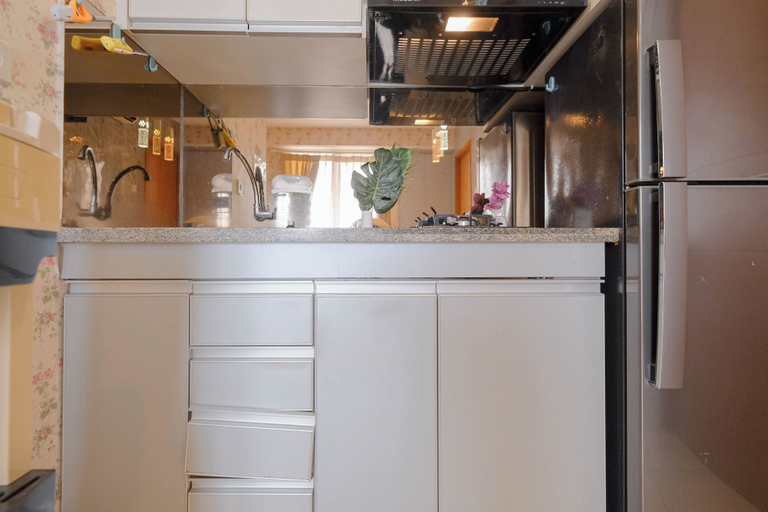 Private kitchen 4, 2Br Apartment Connected To Mall At Cinere Bellevue Suites, Depok