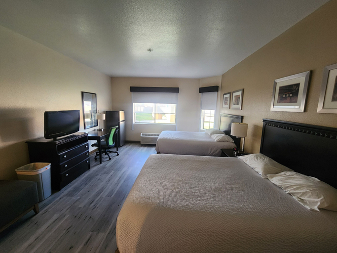Bedroom 2, CASH REWARDS INN & SUITES, Chaves
