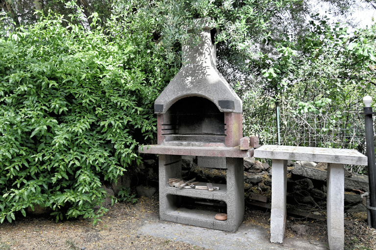 BBQ/picnic area, Villetta Dalia, Nuoro