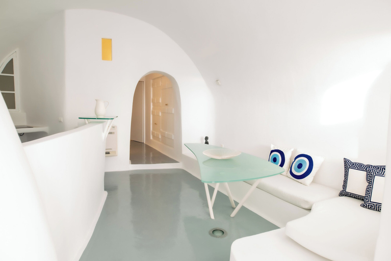 Bedroom 4, Heavens Edge by Mr and Mrs White, South Aegean