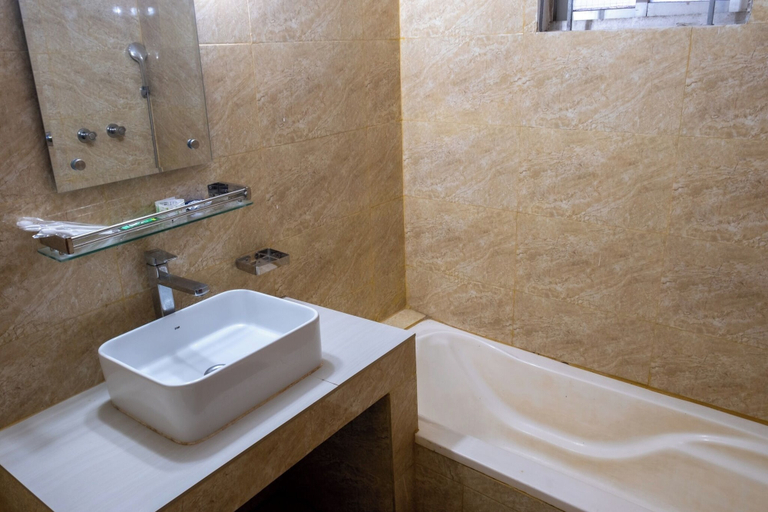 Bathroom, Hotel Beach Park, Cox's Bazar