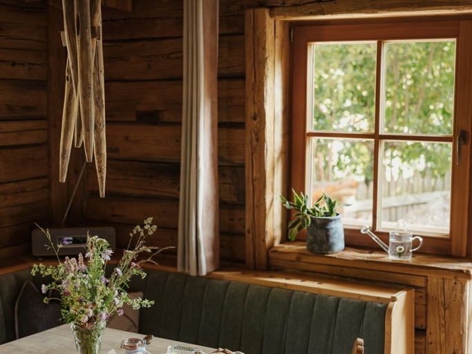 In-room dining 4, LaPosch - Living Lands, Reutte
