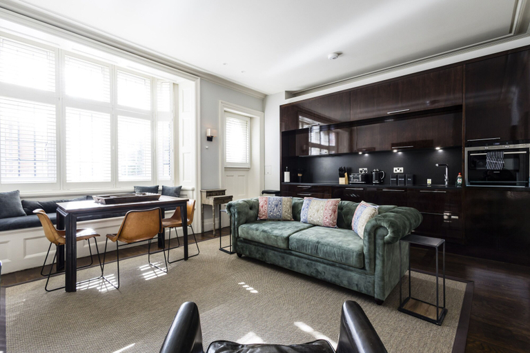 Others 4, The Berkeley Square Suite, London