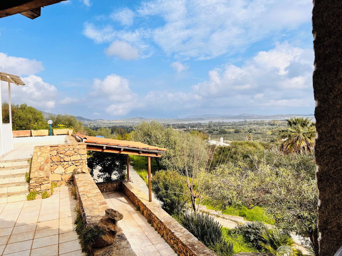 View from property 4, Camera Conchiglie - Villa Flores, Nuoro