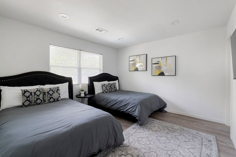 Room 3, Urban Retreat With Pool Near Downtown Dallas, Dallas