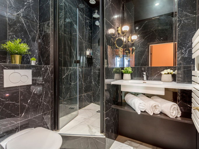 Bathroom 2, Merveil Luxury Suite - Saint Denis I, Paris