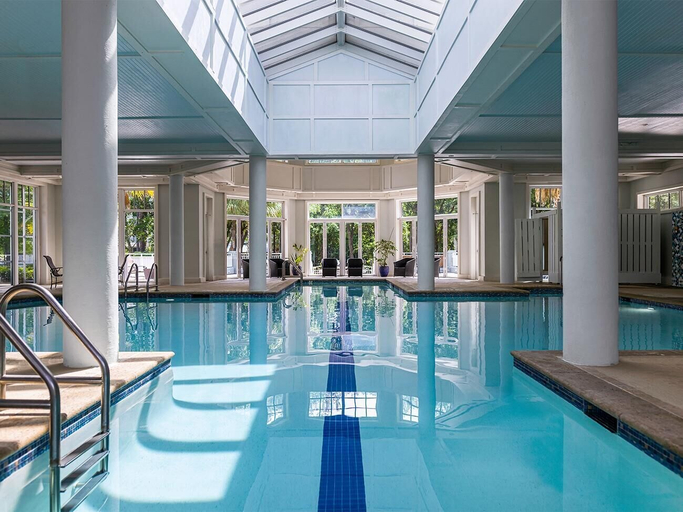 Indoor pool, Marriott's SurfWatch Resort, Beaufort
