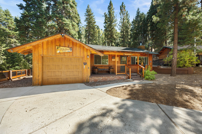 Front of property, All in Cabin, San Bernardino