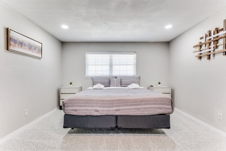 Room 2, Texas - Reston 1513 5 Bedroom Home, Dallas