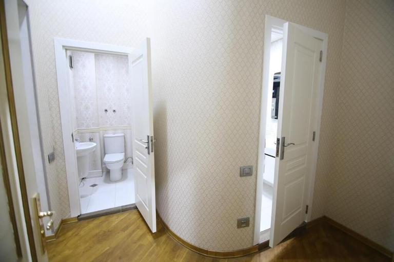 Bathroom 3, Pilot Baku Hotel, Baku