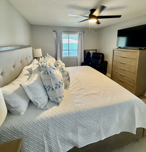 Room 2, Sound Life 1 Bedroom Condo, Escambia