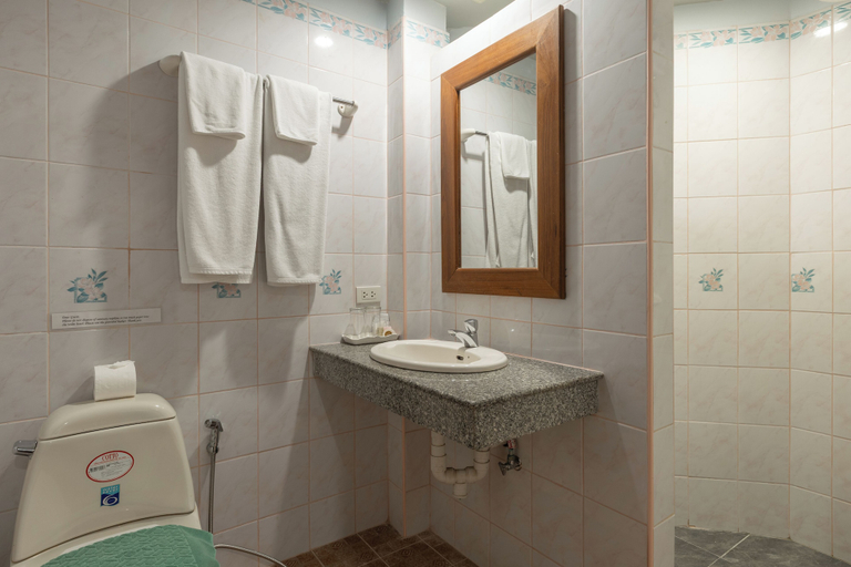 Bathroom 5, Kamala Dreams, Phuket Island