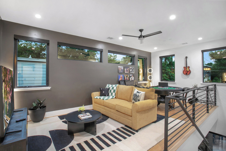 Living area 2, ATX South Lamar Creekside with Hot tub, Travis
