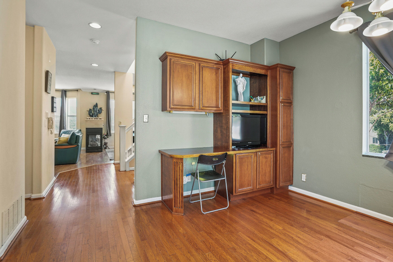 Interior detail, Beautiful 2BR in Silver Terrace, San Francisco