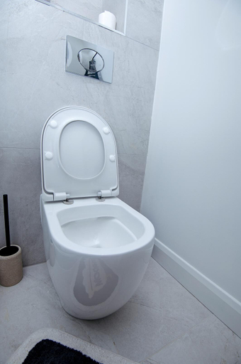 Bathroom 3, Opfa Property, Manchester