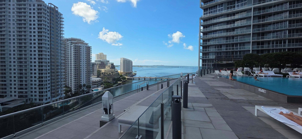 Pool 4, The Bay Suites - W Miami, Miami-Dade