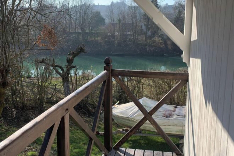 Property grounds 5, Romantic Nature Chalet – Peaceful Escape by the Marne River, Seine-et-Marne