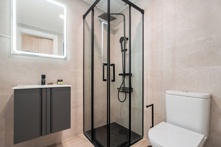 Bathroom 4, Dobo Madrid Molins, Madrid