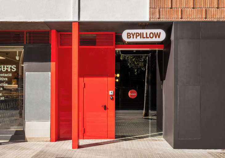 Exterior & Views 2, BYPILLOW Flamant, Barcelona
