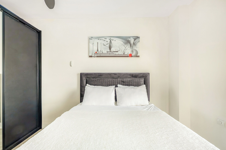 Room 2, High-Rise Sea-View Stay by Sea N' Rent