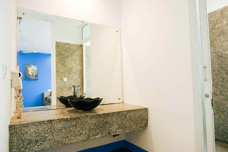 Bathroom 3, Last Summer Hostel & Bar, Siem Reap