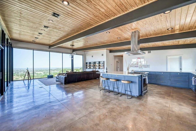 Interior 4, A Thousand Stars: Pool+hot Tub, Views, Gillespie